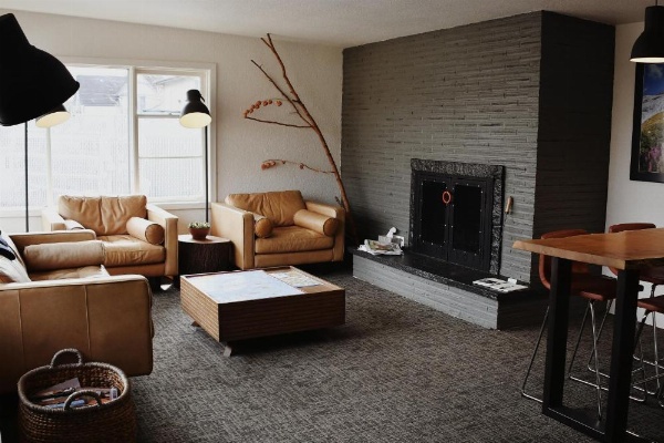 Heliotrope Hotel image 18